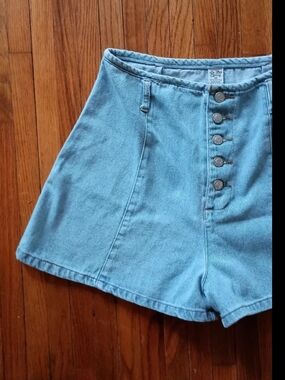 Vintage Light Blue Denim High-Waist Button-Front Shorts